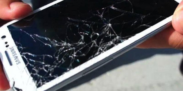 One Glass Solution. Экран разбитого Samsung Galaxy S 3